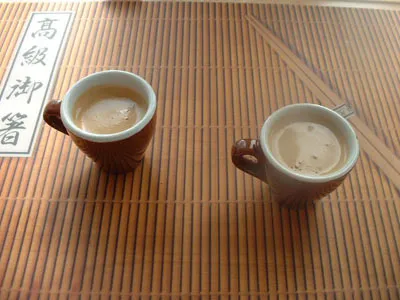 Finished Espresso from moka pot maker 
