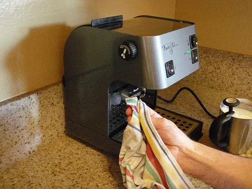 Clean the Frothing Wand of the Starbucks Barista Espresso Machine