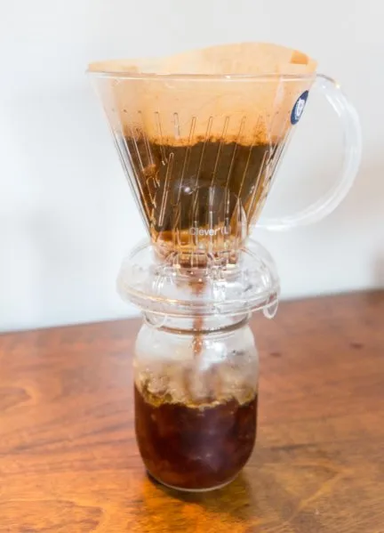 clever-dripper-releasing-brew-on-to-ice