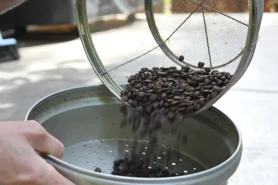 cooling the coffee roast