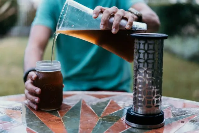 pour cold brew
