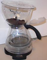 Add coffee ito upper chamber